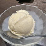 小倉水炊き 松伯 - バニラアイス