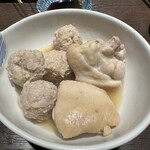 小倉水炊き 松伯 - 水炊き 鶏もも 鶏だんご