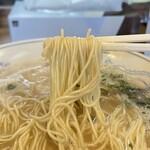 博多ラーメン ばりこて - 麺