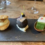 小さな料理店 森乃くじら荘 - 