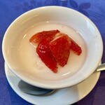 二楽荘 - サービスの杏仁豆腐