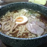 煖 - しょうゆラーメン(630円)