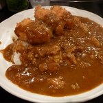 カルダモン． - タラの白子フライカレー