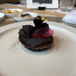 est - トリュフ色のデザート！