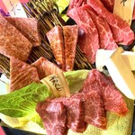 個室型焼肉　鞍牟 - 黒毛和牛のタン、カルビ、ロースはもちろん、あっさりな赤身の様々な部位が楽しめます。