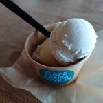 ケープ ザンパ ドライブイン - 料理写真:バニラアイスクリーム