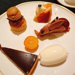 ガストロノミー ジョエル・ロブション - 