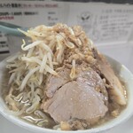 ラーメン荘 歴史を刻め - 料理写真:
