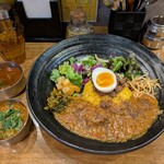 SPICY CURRY 魯珈 - 