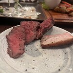 シュラスコ 肉寿司食べ放題 夜景肉バル サルーテジャポン - 