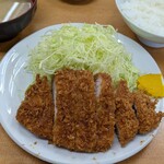 とんかつ いちよし - ロースかつ定食