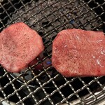 焼肉ホルモン はねいし - 