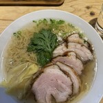 塩らー麺 本丸亭 - 