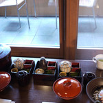 星のや軽井沢 - 24時間ルームサービスの「お茶漬け」「鴨蕎麦」「いくら丼」