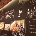 Trattoria&Pizzeria LOGIC - 店内