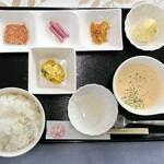 やすの台所 - 定食セット