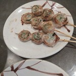 天下の焼鳥 信秀本店 - しそ巻き