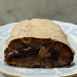 Haruka Murooka - カカオシュトーレン
      全体を写真に撮るつもりが既にカットしてました！