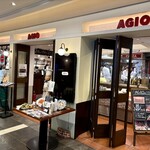 マーケットレストラン AGIO - 往年と変わらないアジオのファサード、懐かしさいっぱいでした。