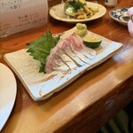 活魚料理 広海 - シマアジお造り