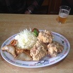 さだの苑 - 唐揚げセットのおかず皿