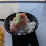 グリル＆ダイニング マンハッタンテーブル - ネギトロ丼も食べた