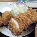 とんかつ松乃家 - 2014/12　チキンももかつとカキフライのセット定食