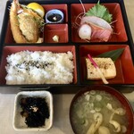 シーフードレストランネプチューン - 海鮮ネプチューン御膳　¥1,600-