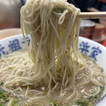 元祖ラーメン長浜家 - カタイタマリフト！