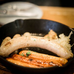 ニホンバシ ブルワリー トウキョウステーション - ソーセージ盛り合わせ