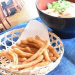 伊勢神宮内宮前 岩戸屋 - 伊勢うどんあられイメージ