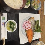 ごはん処　矢尾定 - 