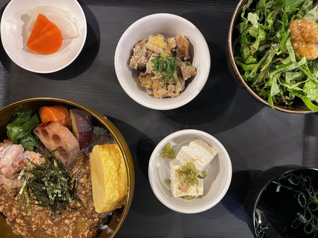 カレー丼セット