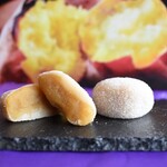 岩戸屋 物産店 - 芋岩戸餅（いもいわともち）イメージ