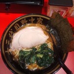 横濱家系ラーメン 十三代目野中家