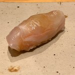 すしやのたい悟 - 九絵昆布〆さんでーす。