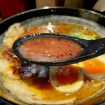 ららららーめん 黒崎店 - スープ