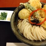 饂飩とお酒 からほり きぬ川 - 