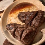 カルネジーオ イースト - 