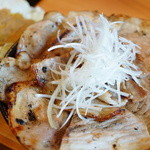 ホエーどん亭 - 十勝豚丼 大 (¥980)