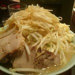 Kojuurou - ラーメン（大盛、ヤサイマシ）