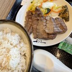 仙臺たんや 利久 - 