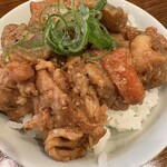 奈つやの中華そば - 鶏肉の味噌煮込みご飯（300円）