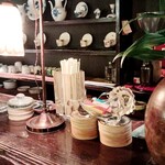 トロワ・シャンブル - 