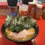 家系総本山 吉村家 - 