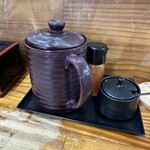 とんかつ亭ひさやま - 卓上