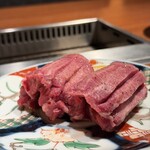 舌與Harami 肉猿 - 