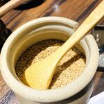 勝烈亭 - いりごま