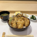 神楽桟 - 牡蠣天丼（特上）¥2500