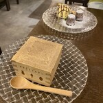 銀シャリ鮮魚 オサカナマルシェ - 